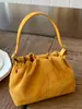 Bolsa de Mão Quadrada Pequena Casual da Moda de Alto Valor Bolsa Tote para Mulheres Nova Coleção Primavera 2026 Bolsa Transversal Simples