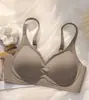 Ropa Interior Femenina Sin Costuras con Aspecto Nude, Soporte Suave, Copa Fija, Push-Up para Busto Pequeño, Contención Lateral del Pecho, Sujetador Anticaída al por Mayor