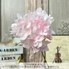Produto Acabado de Flor de Hortênsia Artificial Simulada de 54 Peças para Uso em Casamento, Arranjo de Flores, Decoração de Buquê de Flores de Alto Padrão