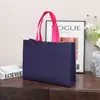 Sacola de compras ecológica de tecido não tecido estendida, cor sólida, moderna, para lojas de roupas, sacola de compras de roupas masculinas e femininas com logotipo personalizado