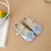Sapatos de menina, sapatos de princesa de cristal, nova coleção verão e outono 2026, sapatos de couro infantis, sapatos de sola macia para bebês meninas, brilhantes e reluzentes