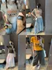 Moqie Divertida Sensación Festiva Estilo Coreano Reductor de Edad Estampado de Letras de Cachorro Cuello Redondo Adelgazante Manga Corta Camiseta MQ1581