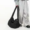 Bolso de Hombro Informal Perezoso de Invierno de Nuevo Estilo Transfronterizo de Gran Capacidad Simple y de Gama Alta Estilo Coreano Moderno para Viajar al Trabajo y Compras para Mujeres