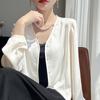 Camisa de Manga Corta para Mujer 2025 Nuevo Verano Textura Plisada Lujo Accesible Satén Francés Delgada Cuello en V Chaqueta Pequeña
