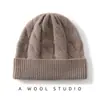 Atacado do Fabricante Chapéu de Lã Grossa 100% Lã com Trança Cor Sólida Lã Cashmere Tricotado, Grandes Quantidades em Estoque