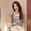 Blusa de Tricô Curta Listrada de Manga Curta em Seda Tencel Zhengqite Clothing