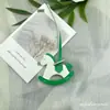 Pendant de bolsa de cavalo de madeira pequeno combinando cores, pônei requintado feito à mão, pendente de cavalo de balanço criativo personalizado para carro de bolsa
