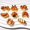Miniaturas de comida de brinquedo, pão, resina, peças de acessório DIY, adesivos de case de celular com cola de creme de desenho animado, presilhas de cabelo, enfeites de sapato