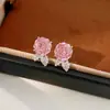 Aretes de Aguja Plateada con Diseño de Hoja y Flor de Circonita, Sencillos y Elegantes, Modernos y Versátiles, Aretes de Lujo Ligero de Alta Gama al por Mayor