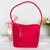Bolsas prácticas para recuerdos de boda, bolsos para damas de honor, cajas de regalo de cumpleaños para niños de nicho coreano
