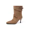 Botas holgadas de tacón alto de gamuza color té con leche Otoño/Invierno 2026 Botas de tacón alto de punta cuadrada con hebilla hasta media pantorrilla talla grande de mujer 41