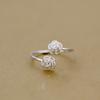Anillo abierto pequeño y fresco con diseño de flor de oro blanco de Hecheng, joyería transfronteriza, estudiantes de moda, regalo pequeño y fresco.