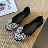 Novos Sapatos Baixos com Strass Estilo Francês Outono 2026 para Mulheres, Bico Fino, Elegantes e Versáteis para o Dia a Dia, Sapatos Femininos N1368-17