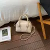 Bolsa pequena super quente transfronteiriça feminina verão 2026 nova elegante bolsa de ombro único transversal estilo quente bolsa de mão ins bolsa almofada