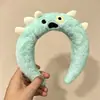 Pinza para el pelo linda y sofisticada para lavarse la cara, estilo nuevo de moda 2026, diadema de maquillaje, diadema de felpa de dibujos animados para otoño/invierno para un look de corona alta