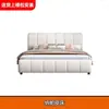 Madeira Maciça Estofamento Macio High-End Cama de Casamento Minimalista Moderna Cama de Luxo Leve 1.8 Casal Quarto Principal 1.5 Couro Italiano Cama de Arte