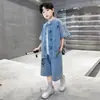 Conjunto Jeans Botonê para Meninos, Novo Estilo de Verão, Conjunto de Duas Peças com Padrão de Dragão, Tendência Nacional Infantil, Conjunto Estiloso Estilo Tang para Crianças Maiores
