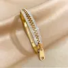 Pulseira de Aço Inoxidável para Comércio Exterior, Pulseira Feminina Moderna com Zíper, Joia Criativa Oca Cravejada com Diamantes, Atacado de Fabricante de Yiwu