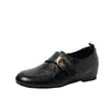 Versión de cuero suave~3cm de tacón oculto mocasines sin cordones para mujer, nuevos zapatos de una sola suela suave para otoño/invierno, zapatos pequeños de cuero retro británicos
