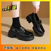 Mocassins Slip-On Retro com Camélia e Sola Grossa para Aumento de Altura 2026 Verão Novos Versáteis para o Dia a Dia Bico Redondo Sapatos de Couro para Mulheres