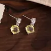 Pendientes franceses huecos de plata 925 estilo nuevo personalizados con diamantes, pendientes vintage de lujo ligero de mariposa nicho personalizados con perlas para mujer