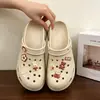 Zapatos tipo zueco súper suaves para mujer, para uso al aire libre en verano, nuevo estilo 2026, antideslizantes, resistentes a olores, suela suave, adecuados para el trabajo y para conducir
