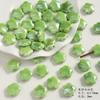 Cuentas de cerámica verde fresco flor linda encantadoras cuentas sueltas accesorios para pulsera de cuentas hechas a mano diy bolsa