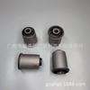 Adecuado para 54560-vw010 E25 manguito de goma de suspensión inferior grande