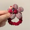 Elástico de Cabelo Pequeno Xadrez Vermelho com Desenho de Urso de Desenho Animado e Flor para Meninas, Cordão de Cabelo para Bebê, Versátil Acessório de Cabelo Estilo Coreano para Rabo de Cavalo Alto