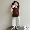 Conjunto de Roupas de Verão para Meninas 2026 Novo Estiloso Colete sem Mangas Infantil Roupas de Verão para Bebês Meninas Conjunto Casual de Duas Peças