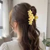 Processamento PersonalizadoGrampo de Cabelo Flor de Frangipani Estilo Resort com Cor Degradê, Toque de Luxo, Grampo Doce, Acessório de Cabelo