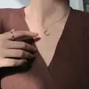 Collar de Luna con Diseño Retro Lindo y Sencillo de Niña Japonesa Cadena para Clavícula de Mujer Collar con Colgante de Luna Creciente de Aleación Fría