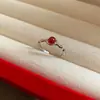 Anillo Abierto Geométrico de Ágata con Pliegues Retro Nicho Sensación de Alta Gama Anillo para el Dedo Índice de Moda Lujo Ligero Sensación de Alta Gama Joyería para Manos Mujeres