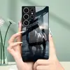 Aplicável para Capa de Celular Samsung S26ULTRA A57 Pôr do Sol S24 Capa Protetora Concha de Vidro Temperado A07 Cavalo Negro Galopante
