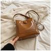 Bolsos Casuales Pequeños de Moda para Mujer de Este Año, Versátiles para el Verano, Bolsos Cruzados de Moda Nuevos 2026, Elegantes Bolsos Cubo de un Solo Hombro