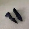 Primer Encuentro con los Nuevos Zapatos de Mujer de la Temporada para Aumentar la Altura, Punta Fina Retro Lazo Nudo Estilo Francés Elegantes Versátiles Zapatos de Trabajo