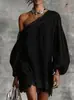 Nuevo vestido corto de encaje patchwork de manga larga, estilo europeo y americano, hombros descubiertos, corte holgado, adelgazante, a la moda