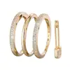Anillo Abierto de Lujo Ligero en Tres Colores, Anillos para Pareja, Ajustable, Incrustado con Diamantes, Anillos de Moda y Personalizados para Hombres y Mujeres