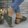 Sandalias Europeas y Americanas de Tira Cruzada con Suela Gruesa para Mujer 2025 Nuevos Zapatos de Moda para Mujer Cómodos de Correa Única Estilo Europeo y Americano Tacón de Cuña Venta al por Mayor Tallas Grandes