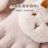 Luvas Infantis Outono e Inverno Novo Estilo Meninos Fofas Quentes Luvas de Meninas com Pescoço Pendurado Inverno Espessas Luvas Bebê à Prova de Frio