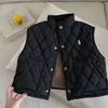 Colete de Algodão Infantil Engrossado 2026 Outono/Inverno Novo Top Xadrez para Meninos Roupa Externa Colete de Cor Sólida para Bebê Meninas Estiloso