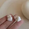 Pendientes de botón de dos piezas de alta calidad cepillados, encantadores, pendientes de perla, estilo ins frío simple, estilo coreano, chica, lujo ligero