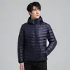 Ligera y fina chaqueta de plumón para hombre con capucha, cálida, de invierno, moda, marca nueva, abrigo para hombre, chaqueta de plumón de pato blanco para hombre