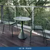 Mesa y Silla de Balcón para Villa Juego de Tres Piezas Ocio al Aire Libre B&B Patio Jardín Mesa de Café de Metal Silla Impermeable Protección Solar Mesa y Silla