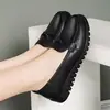 Zapatos de madre con suelas suaves, sin cordones, cómodos y versátiles zapatos planos para mujer, novedad otoño 2026, zapatos casuales de color liso para mujer de mediana edad