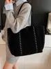 Bolso de Hombro/Axila de Cuero de Moda de Gran Capacidad Transfronterizo Versátil Color Contrastante Remache para Teléfono Móvil Bolso Tote de Gama Alta