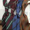 Corbata para Hombre Retro Patrón Oscuro Británica 8CM Vestir Profesional de Negocios Tira de Mano Boda Escenario Corbata de Boda