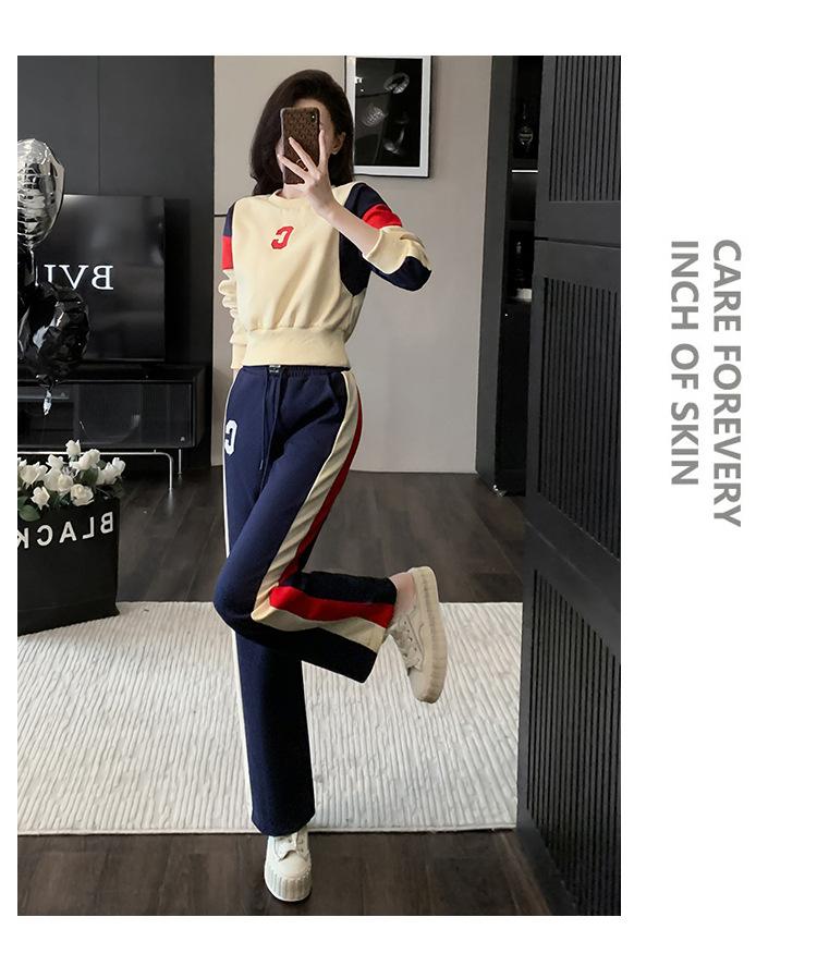 跨境淘货源分销2024秋冬季新款街头潮流减龄小个子爆款欧货网红款运动套装休闲运动气质休闲时尚流行新款秋装秋装女装时尚套装套装女装秋季套装女套装女女士运动服女装两件套套装卫衣套装休闲套装秋季套装女装时尚套装盐系休闲套装女装2024百搭设计感小众洋气欧货阿里国际站跨境采购Cross-border, shopping source, foreign trade, export, distribution 2024 fall, winter, new, street trend, explosive, European goods, network red, sportswear, leisure sports, temperament leisure, fashion popular, new autumn wear, autumn women's wear, fashion suit, women's wear, women's wear, women's wear, women's sportswear, women's two-piece, hoodie suit, casual suit, autumn suit, women's wear, Fashion suit salt department, casual suit women's dress, Ali International Station, cross-border procurement