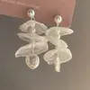 Brincos de Agulha Prata com Diamantes e Pérolas, Design de Borla em Flor, Brincos Estilosos e Luxuosos com um Toque de Alto Padrão