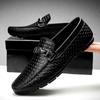 Mocasines blancos de primavera y verano para hombre, zapatos casuales británicos de cuero, zapatos de oficina de negocios de talla grande, piel de vaca de capa superior